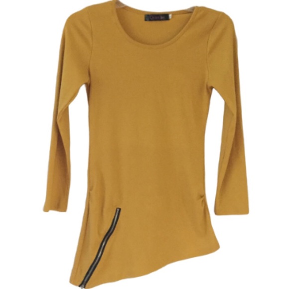 Qian Mei Asymmetric  Knit Top - Picture 1 of 2